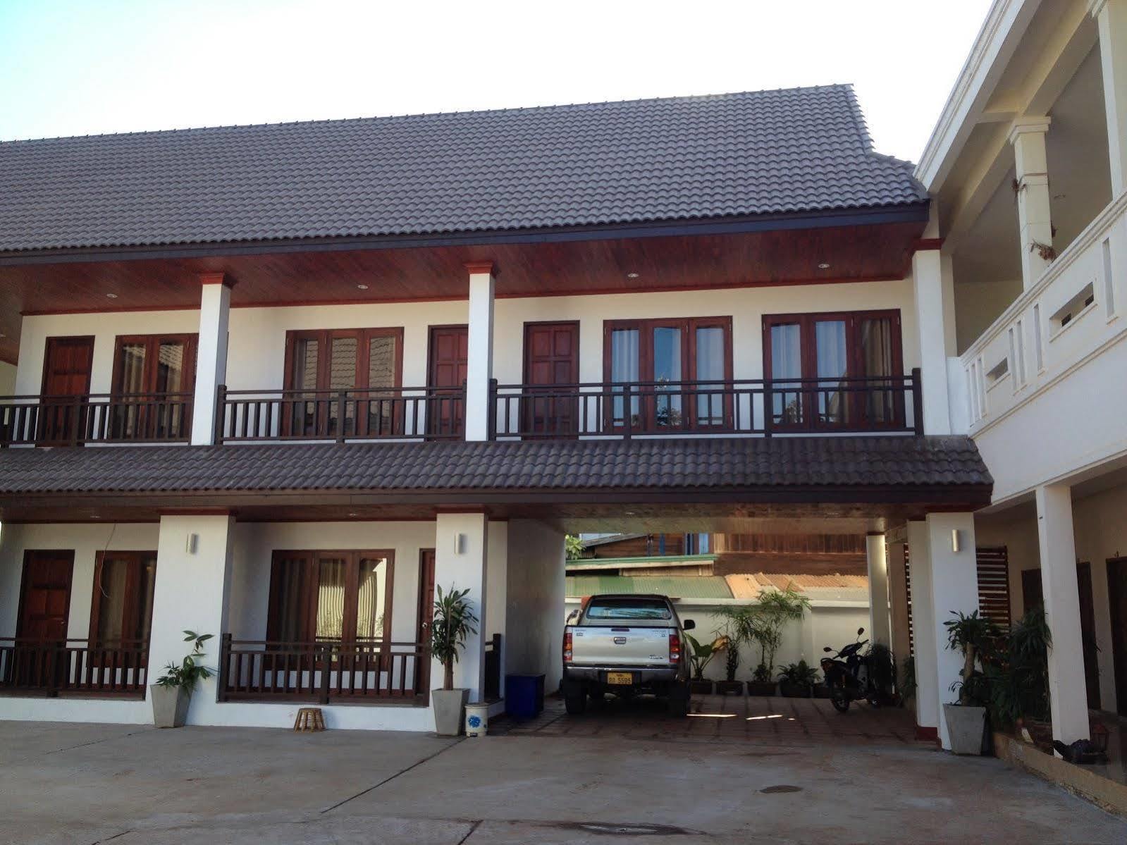 Chalouvanh Hotel Pakse Exterior photo